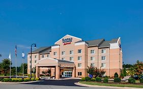 Fairfield Inn And Suites South Hill I-85